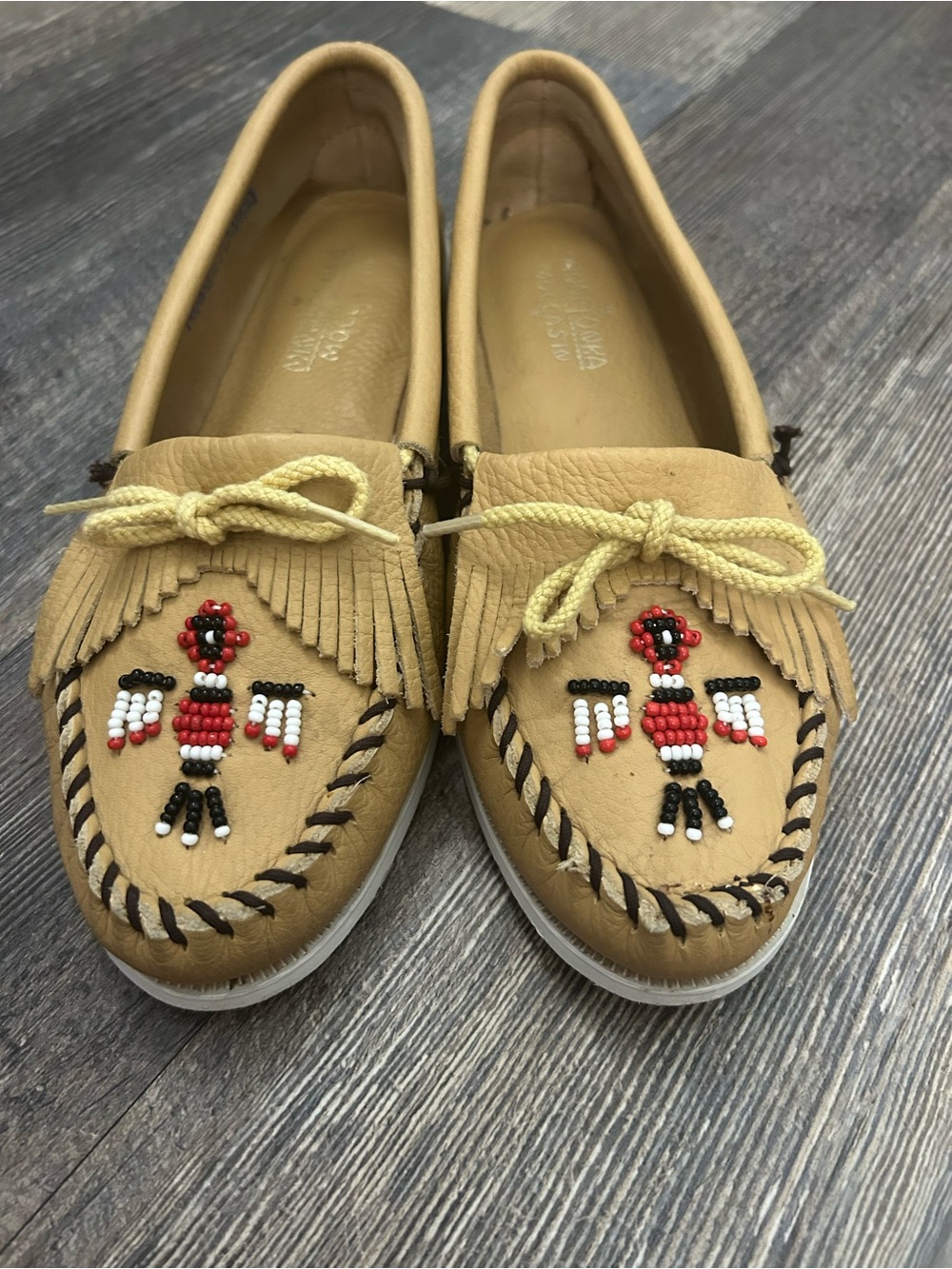 EUC Minnetonka Women's Thunderbird Moccasins